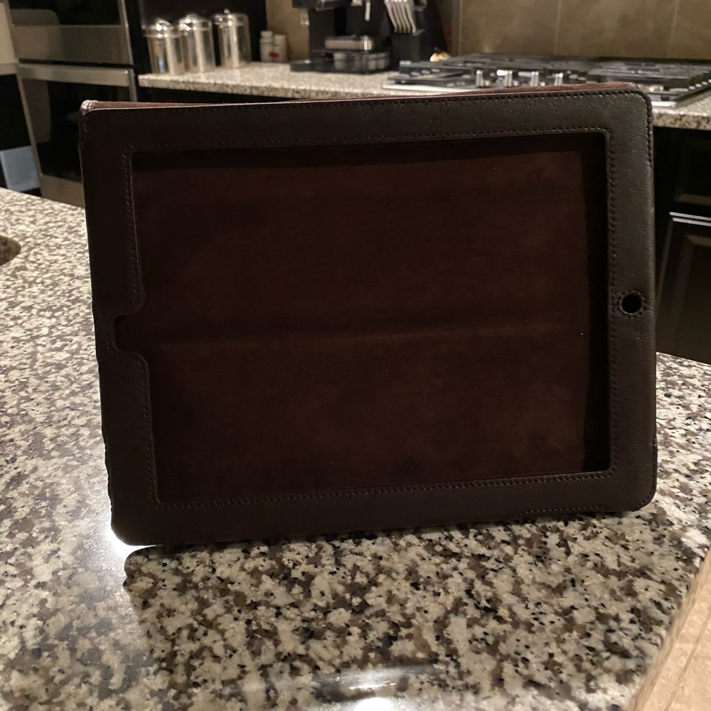 Gucci IPad Leather Case Brown - Picture 7 of 7